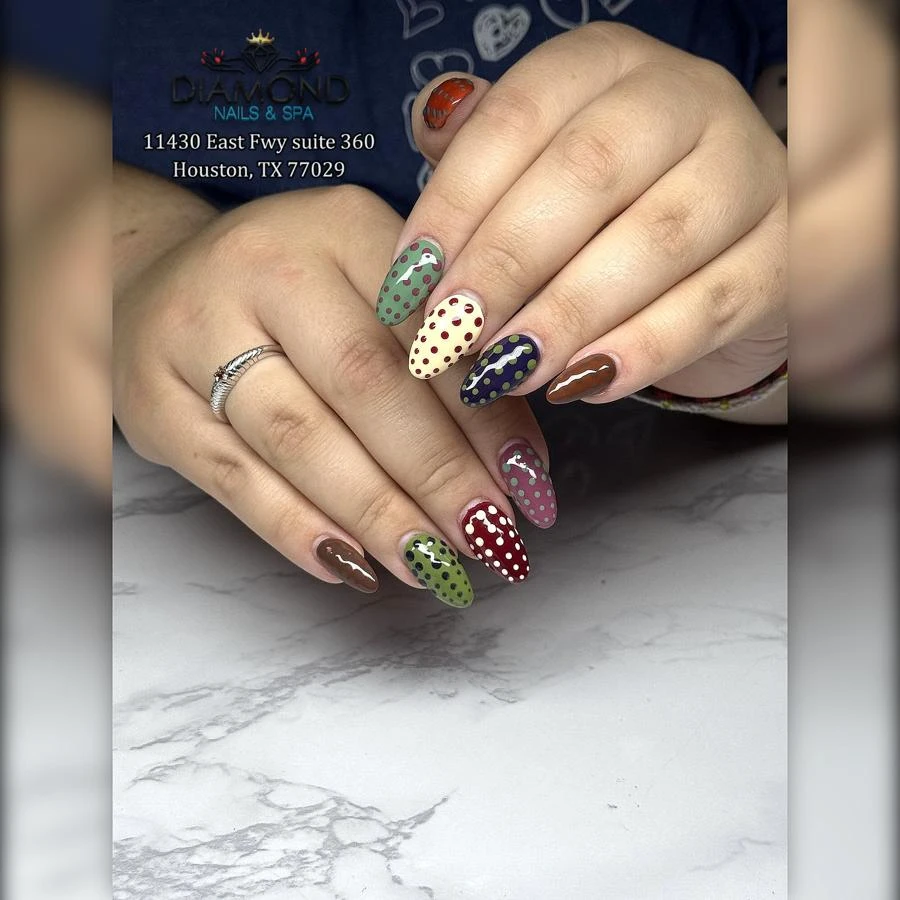 Trending Nail Art